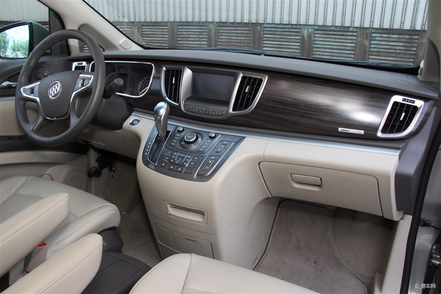 ���񳵳���